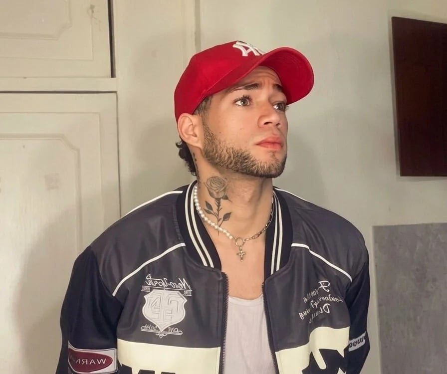 Daniel_huge22 Chatroom