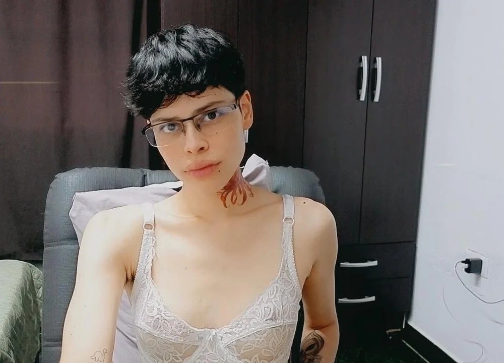 Daniela2909 Chatroom