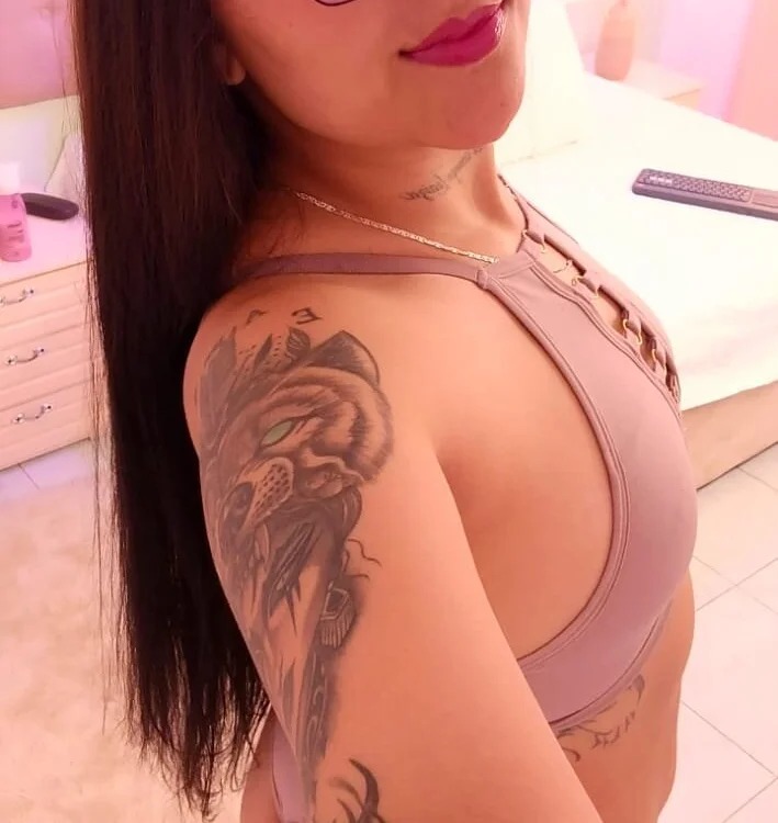 DanielaMorales149 Chatroom