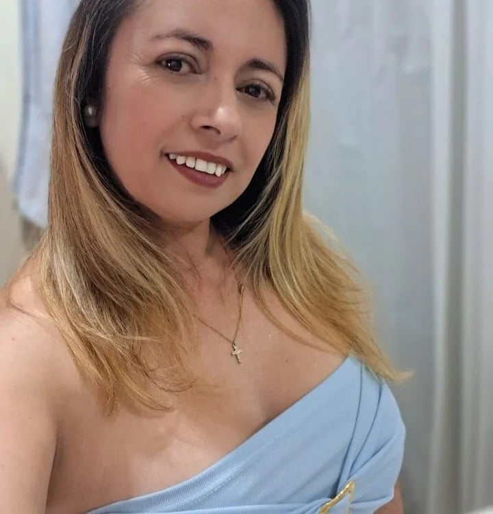 Daniela_Lo Chatroom
