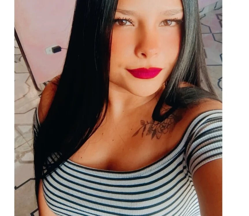Daniela_queen1 Chatroom