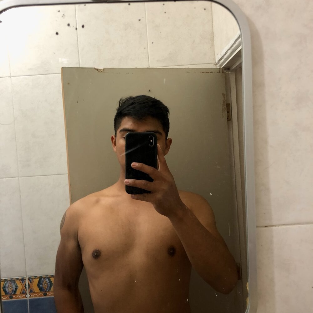 Danielbuenverga Chatroom