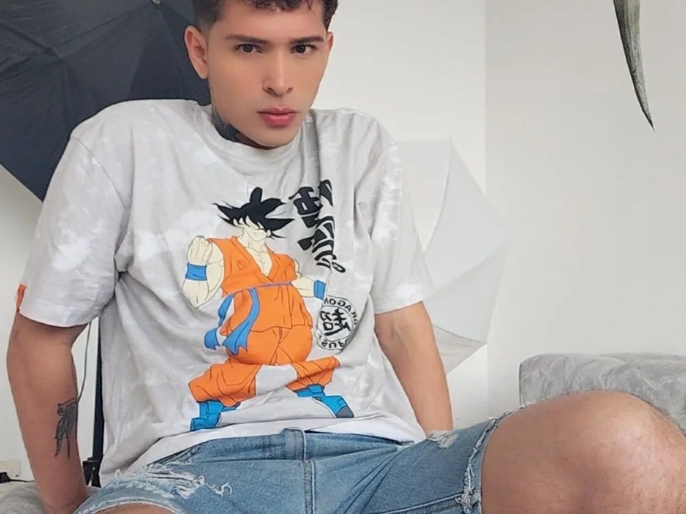 Daniels_Alexis Chatroom
