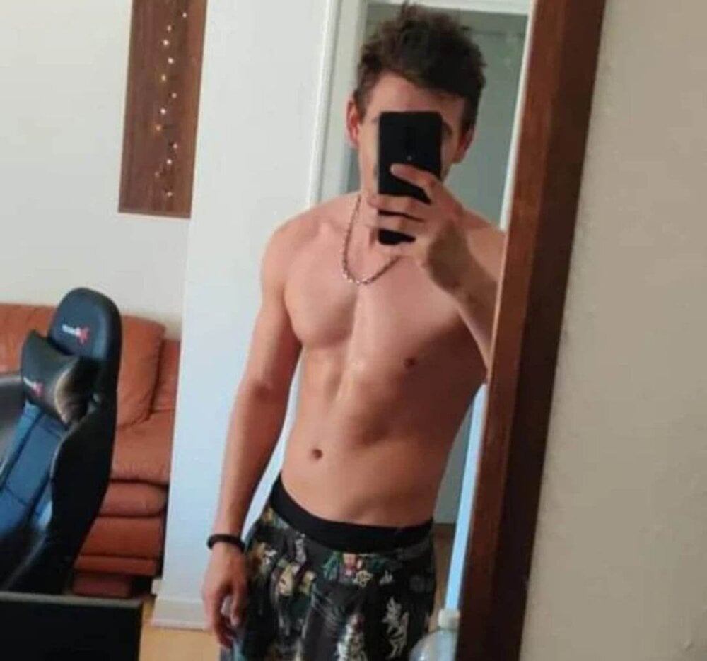 DanishStarF Chatroom