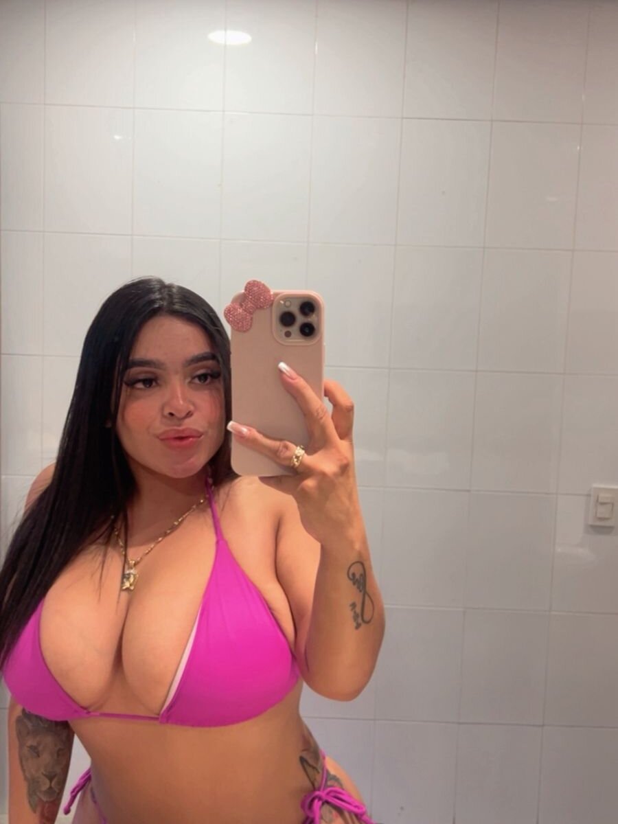 Danna_222 Webcam Profile Picture Danna_222 Chatroom