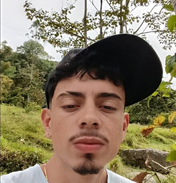 DannySanta08 Chatroom