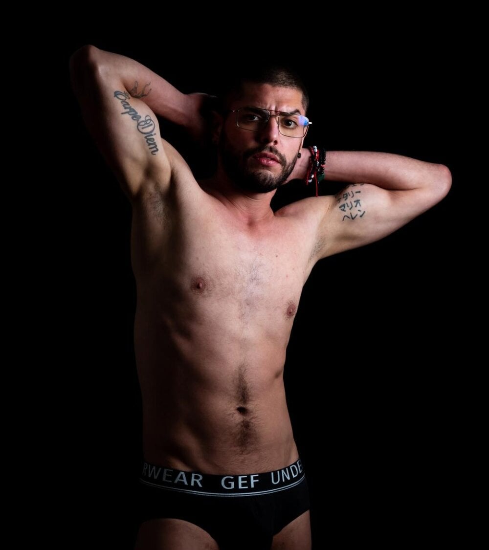 DanteWinter Chatroom