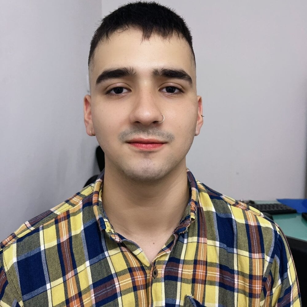 Dantee_Dark Chatroom