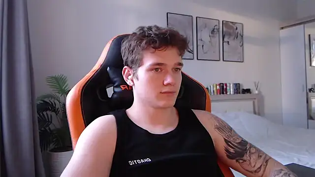 DanyDavis Chatroom