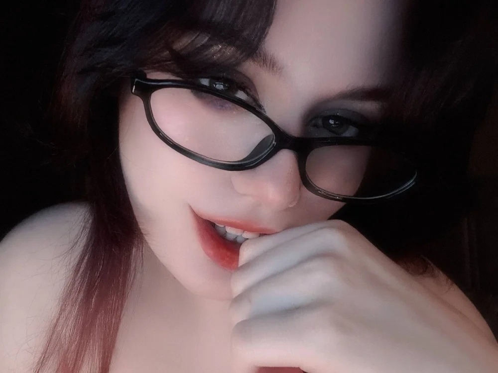 DarcyNight Chatroom