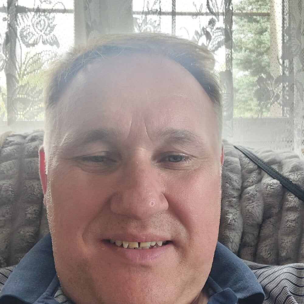 Dareczek690 Chatroom