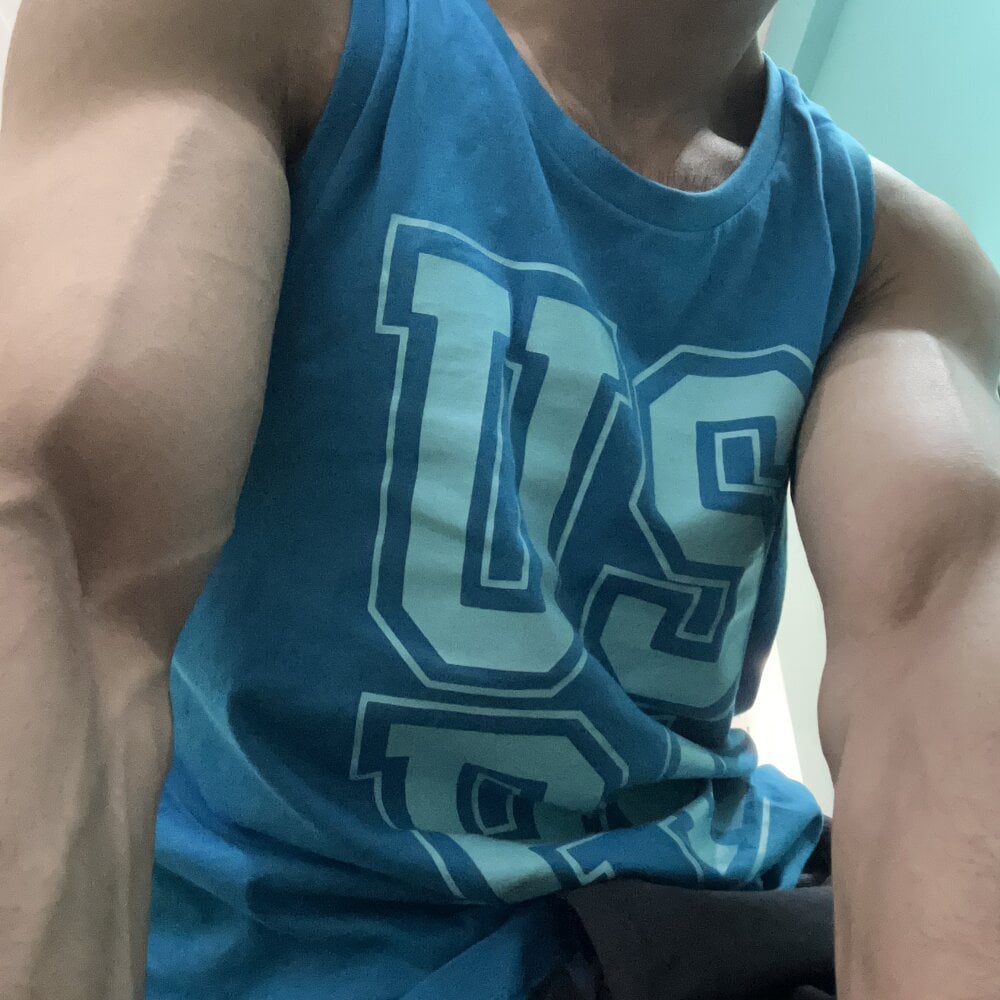 DarkMasterDesire Webcam Profile Picture DarkMasterDesire Chatroom