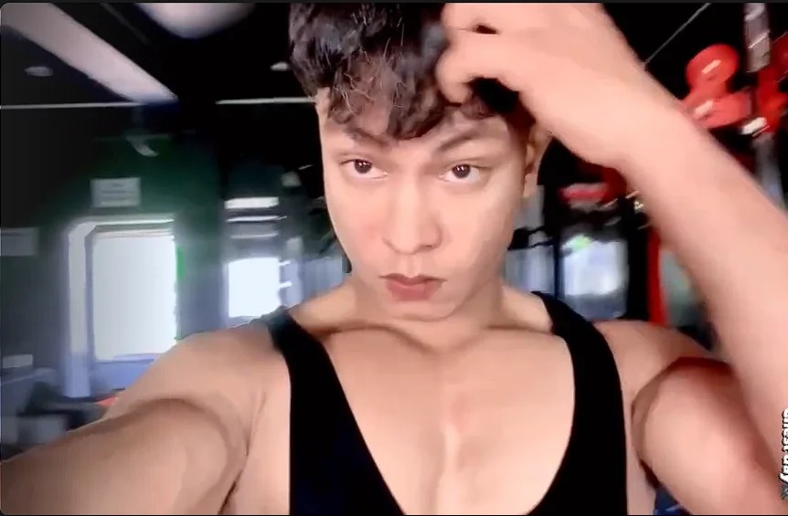 DarkMuscleBoyX Chatroom