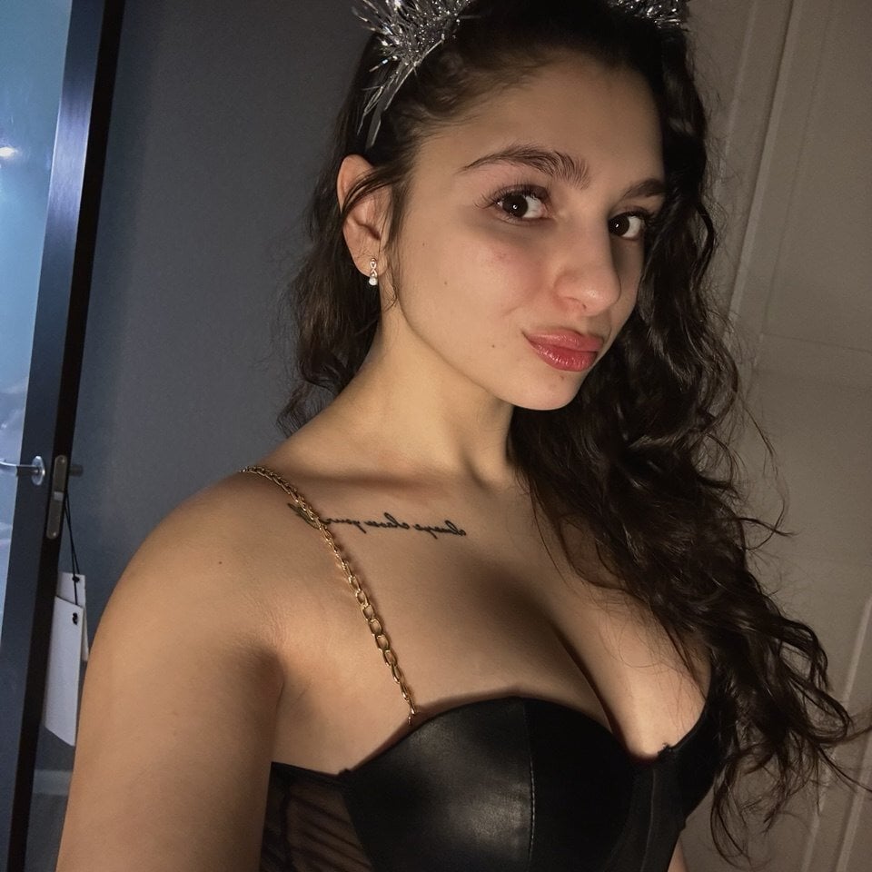 Dark_Sirren Chatroom