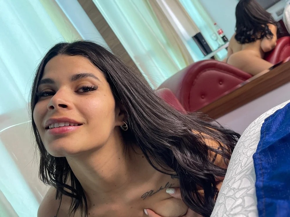 Dary_19 Chatroom