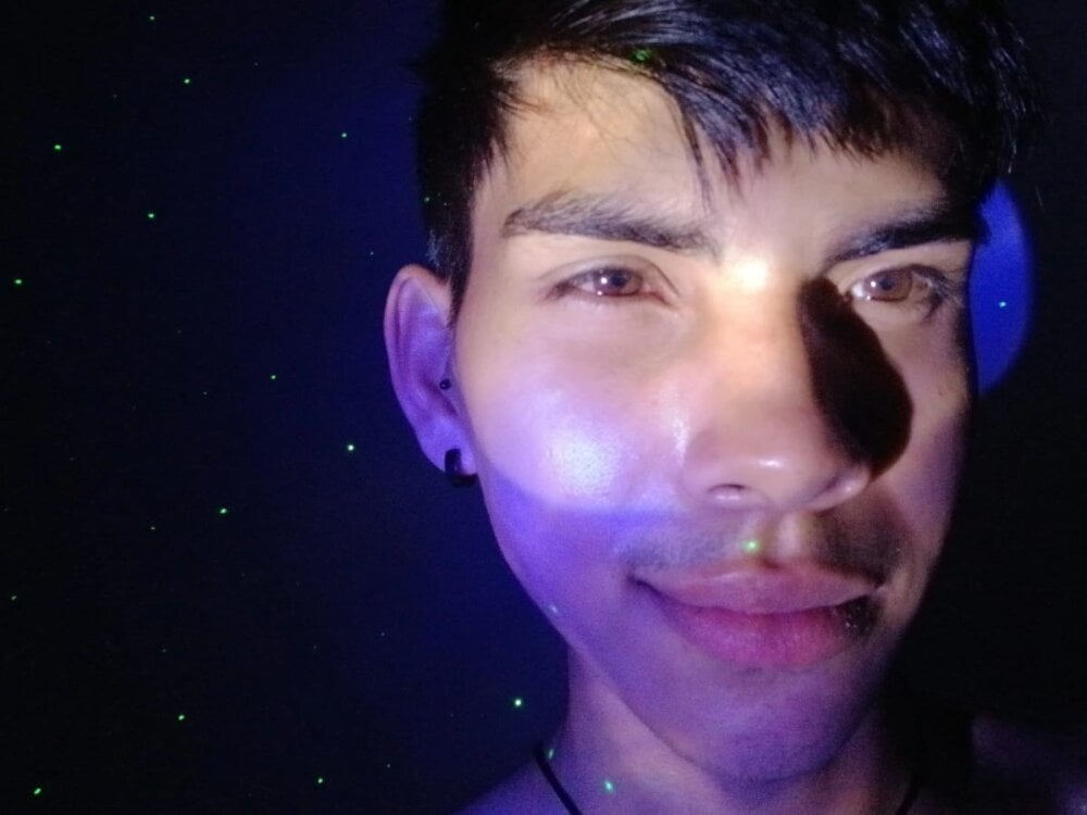 David_925_ Chatroom