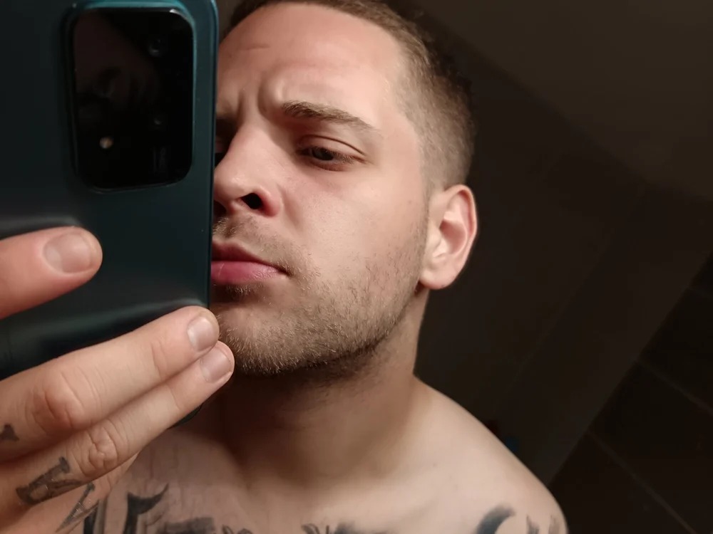 Davidoffcoolbigdick Chatroom