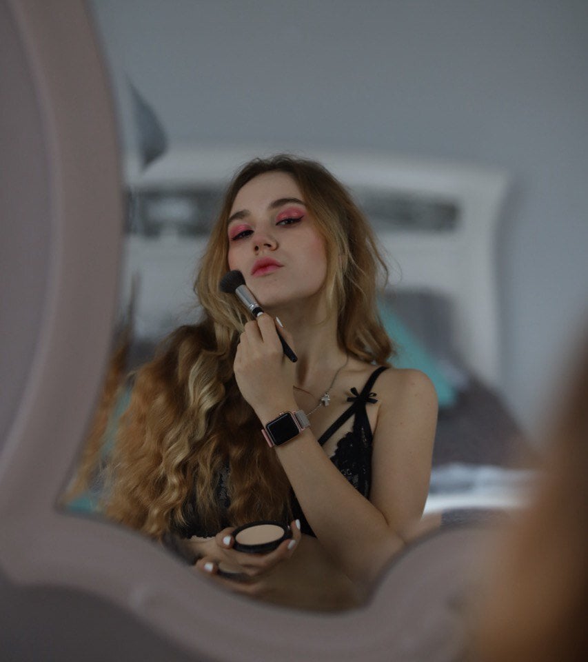 DearMissElizabeth Chatroom