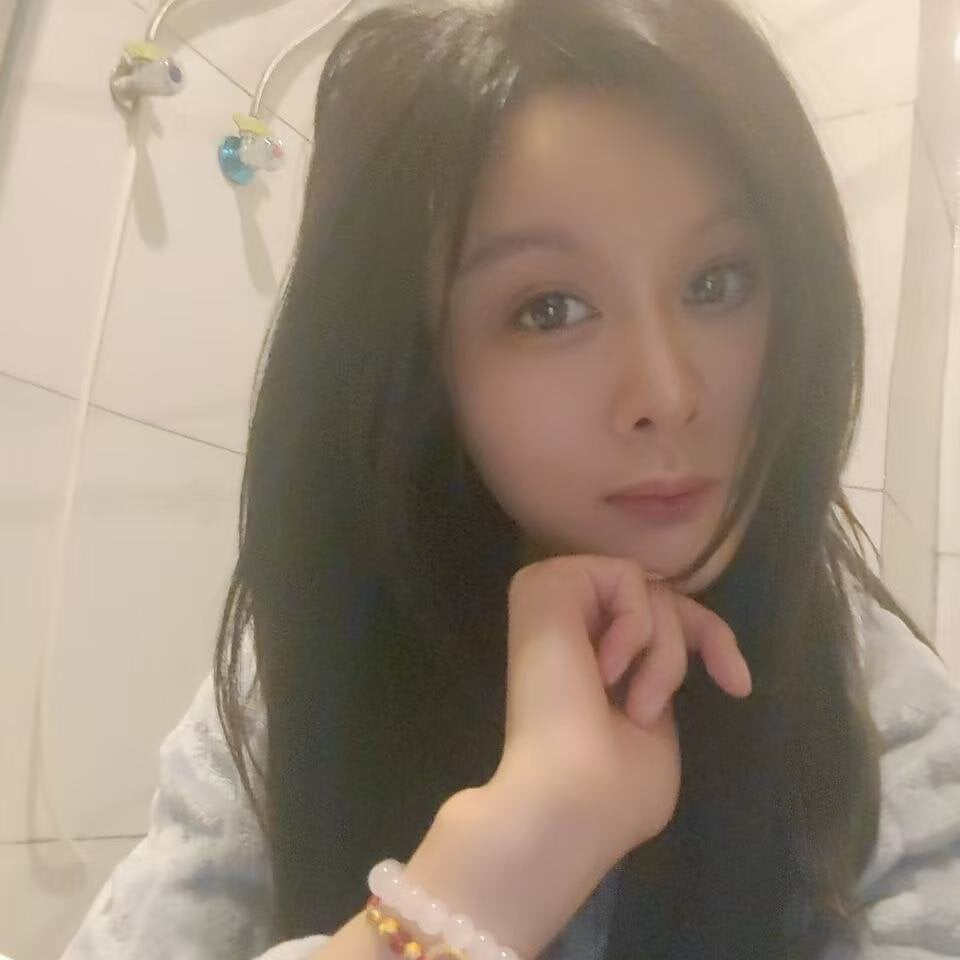 Debbie_BB Chatroom
