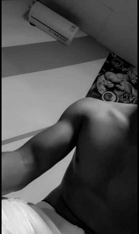 DeepDesiredMoans Chatroom