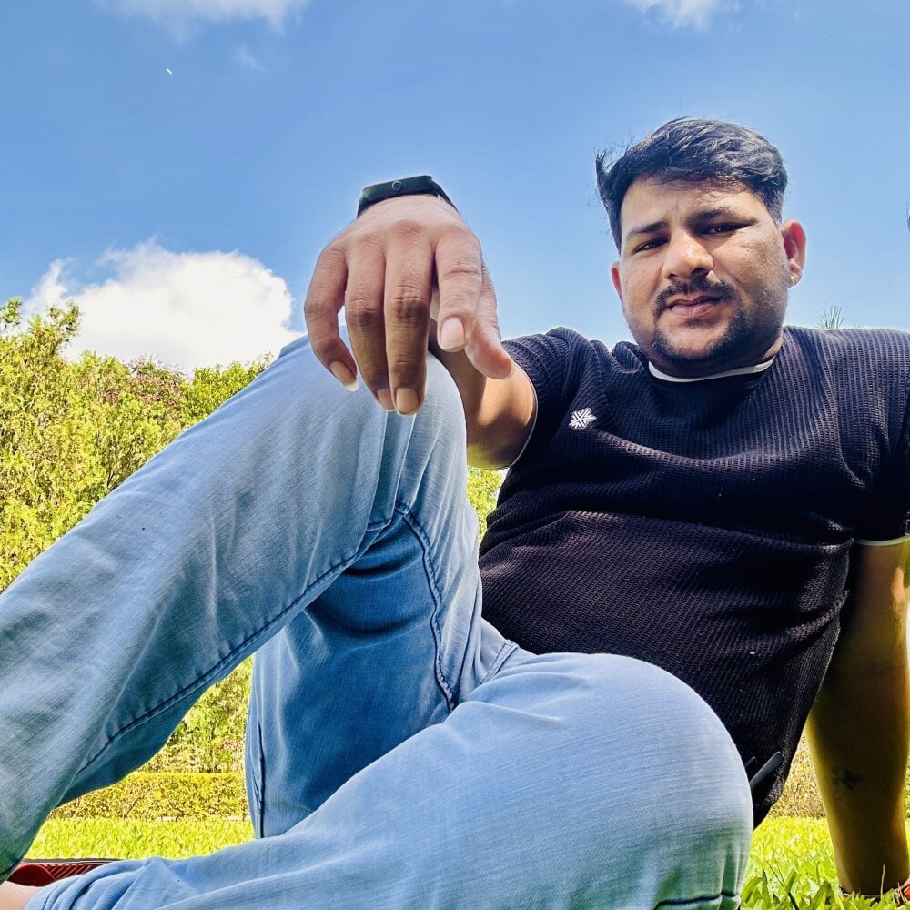 DeepakFucker01 Chatroom