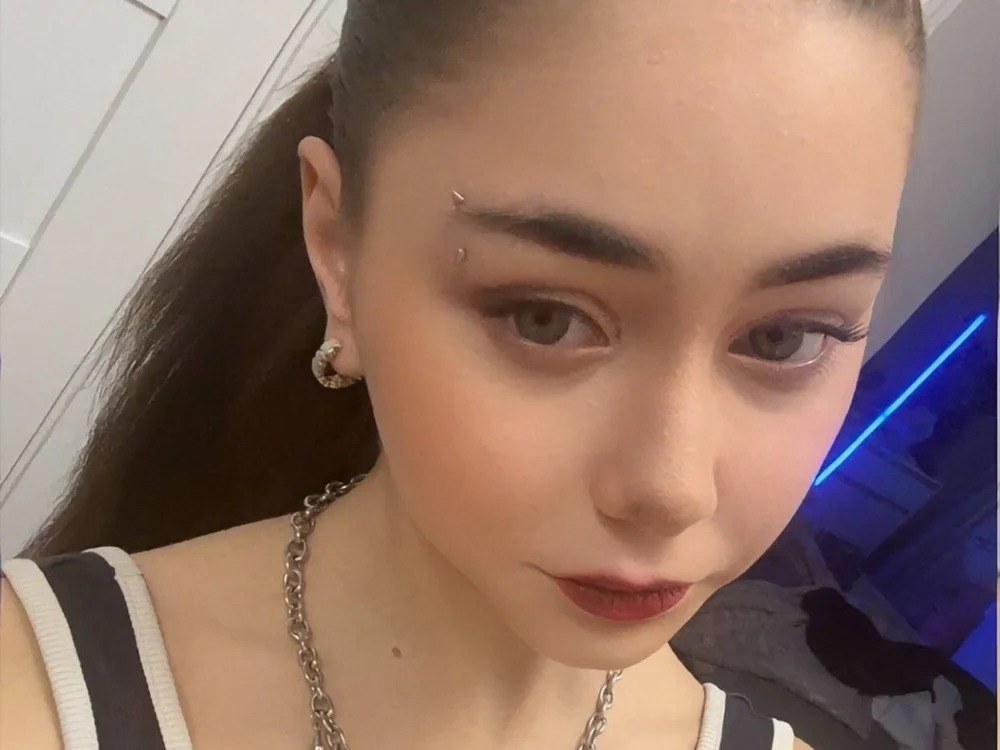 DefendedGenoese Chatroom