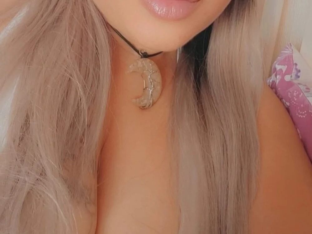 Delish_Lilith Chatroom