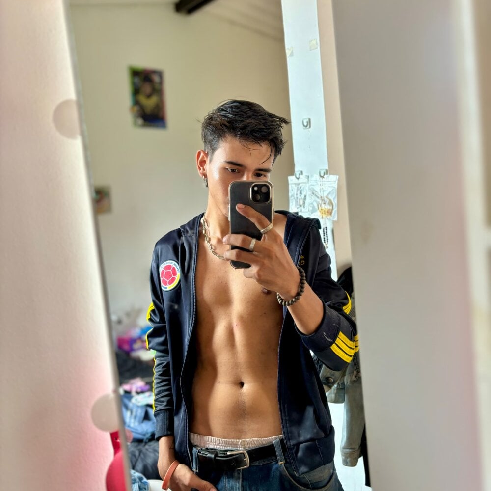 DereckxSophia Chatroom