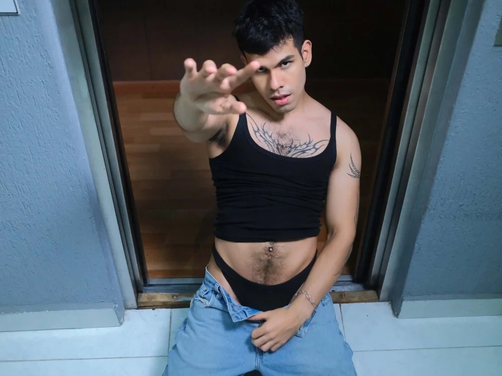 Derek_Voss Chatroom