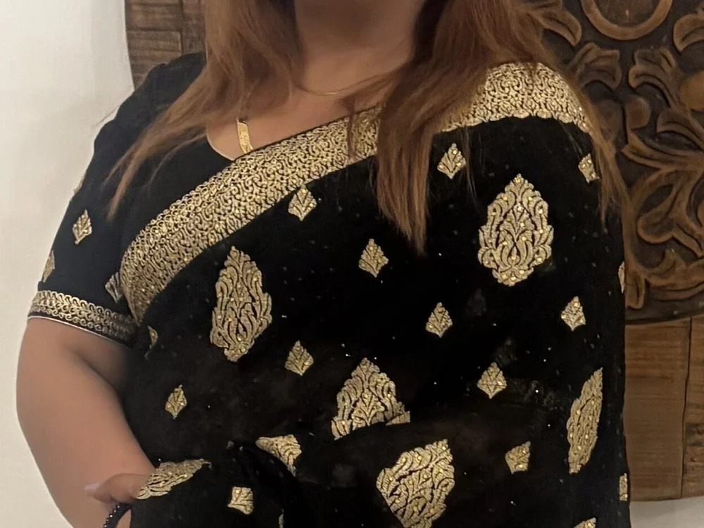Desi_Dipti Chatroom