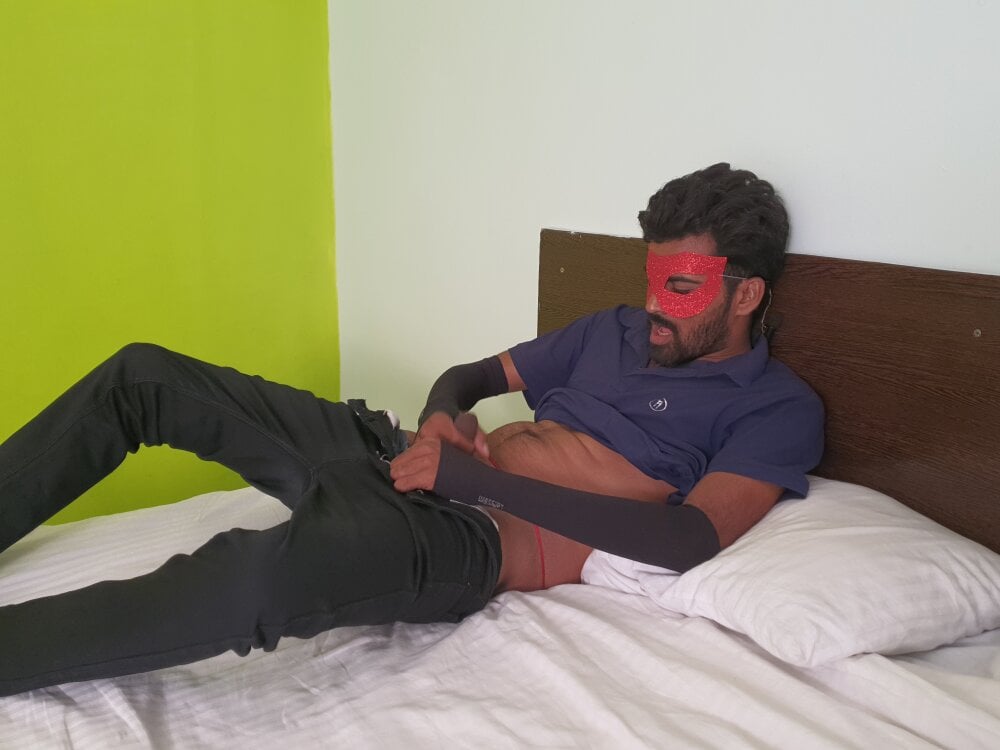 Desi_Partycapal Chatroom