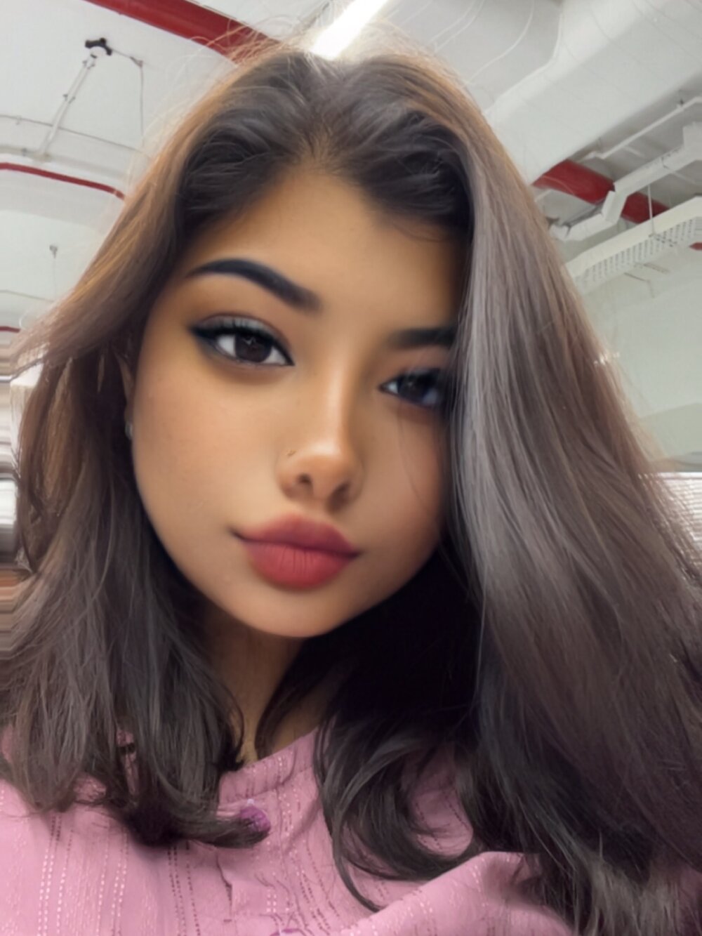 DevineDevilQueen Chatroom