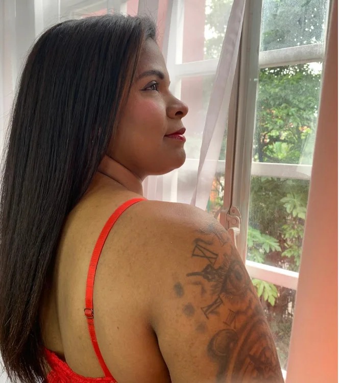 Diamondd_sexy Chatroom