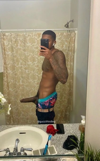 Dick_man311 Chatroom