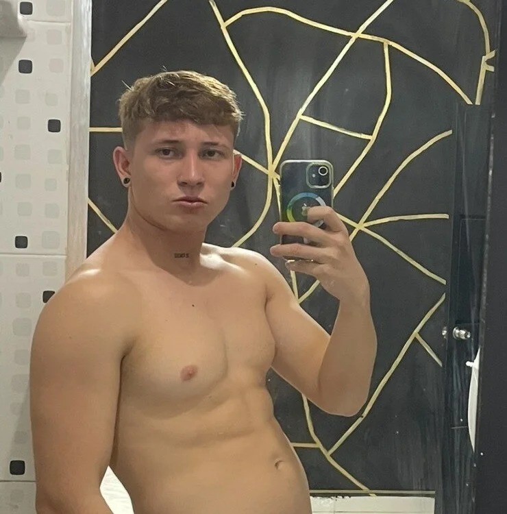 Dilan_Blond Chatroom