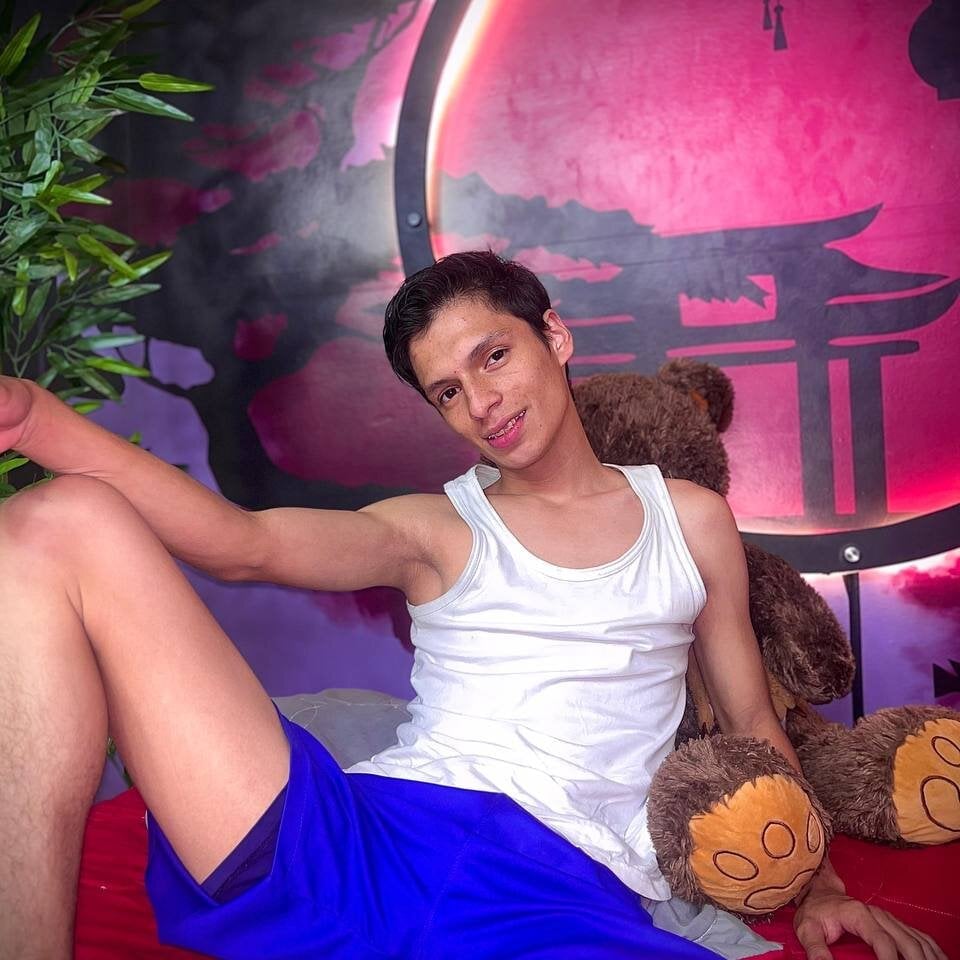 Dirty_Pleasuree Chatroom