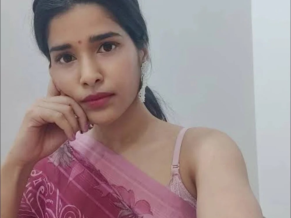 Divya_hot88 Chatroom