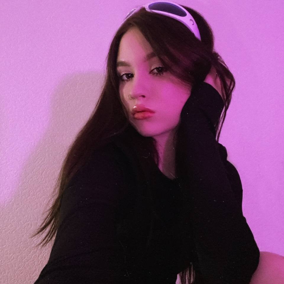 Dolly_Gleam Webcam Profile Picture Dolly_Gleam Chatroom