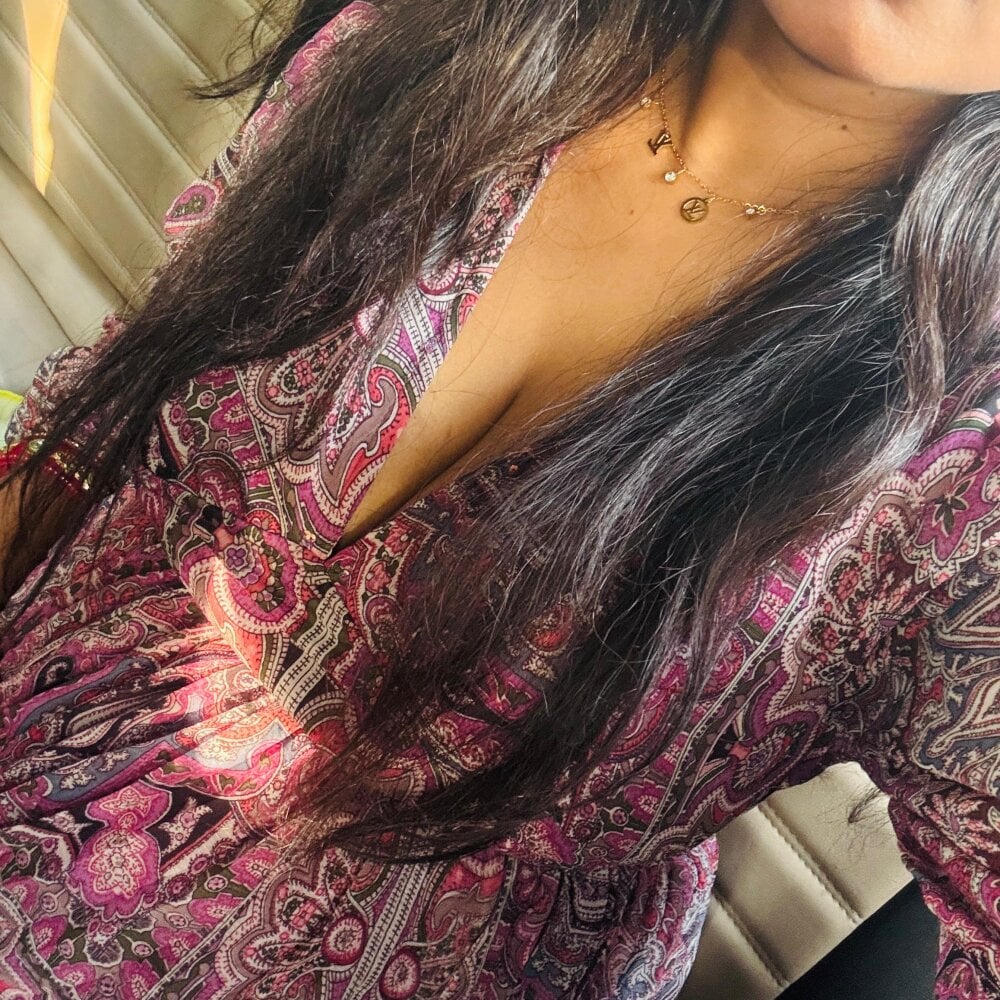 Dom_Young_Mommy Chatroom