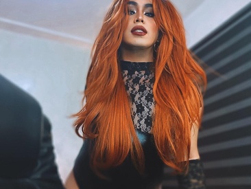 dominaaurumxxx