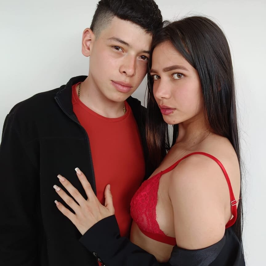 Dominate_Alison Chatroom