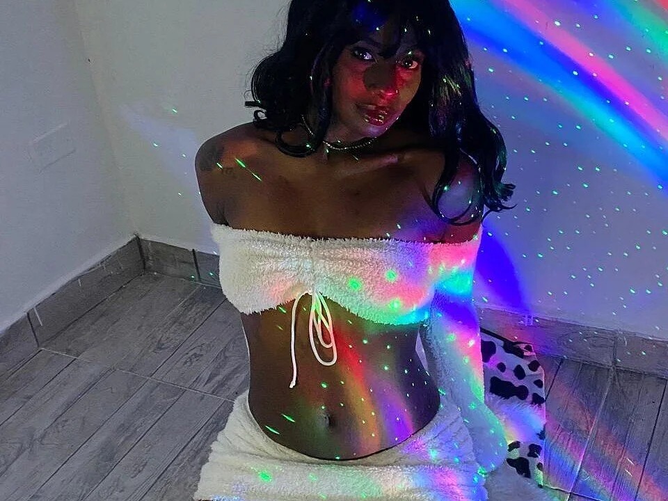 DominatriX_X Chatroom