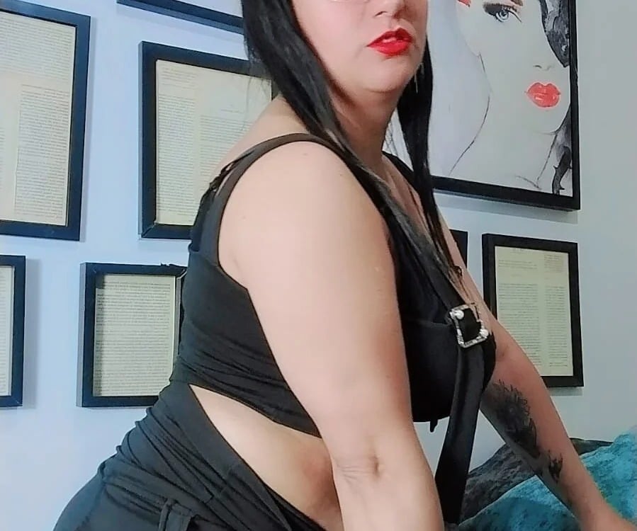 Dominatrix_ks Chatroom