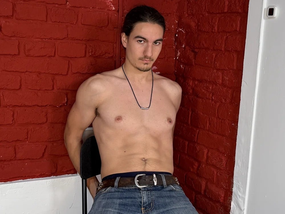 Dominic_Mercer Chatroom