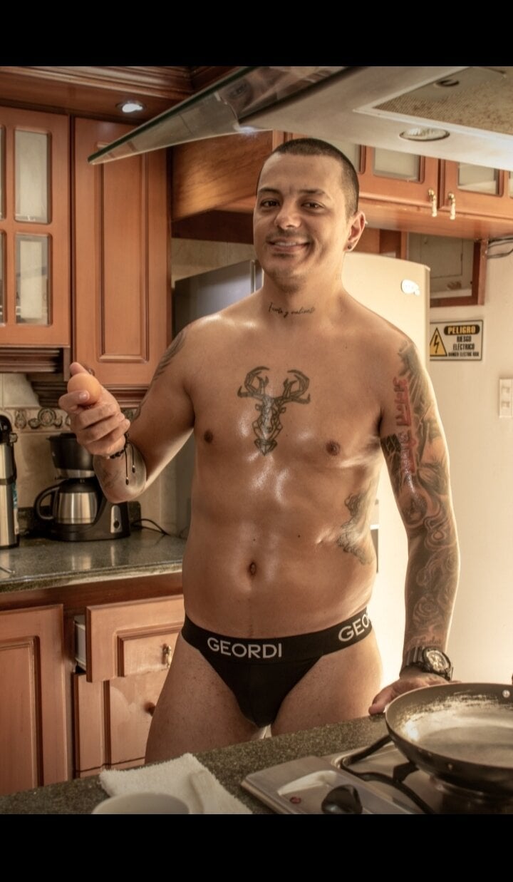 Dominic_wolff Chatroom