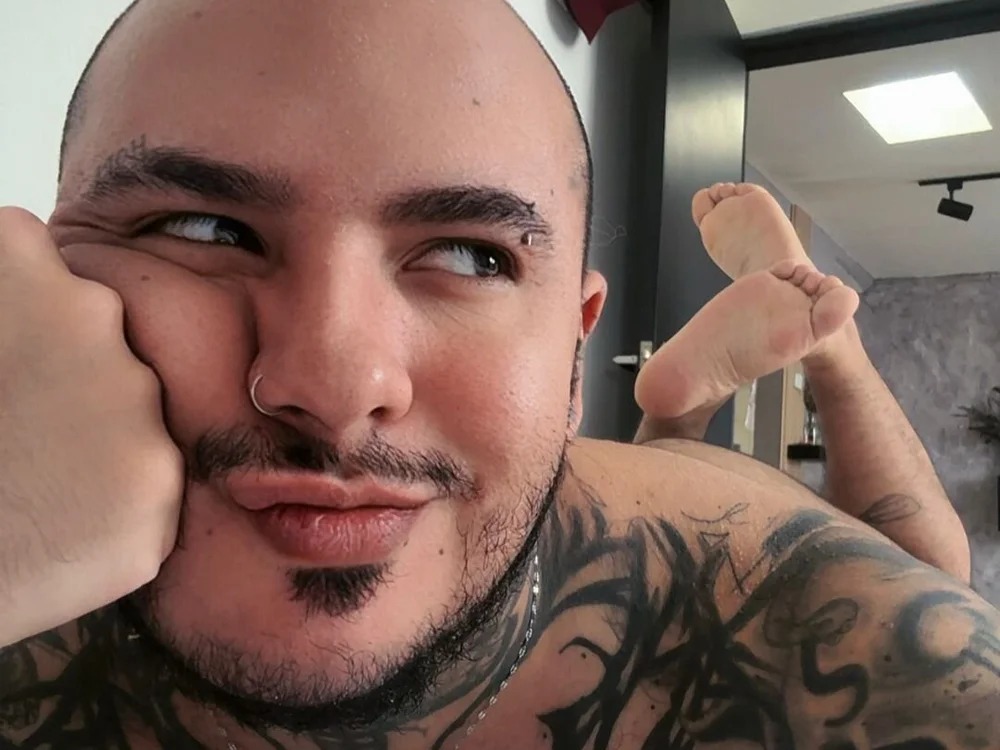 Dominicco_ Chatroom