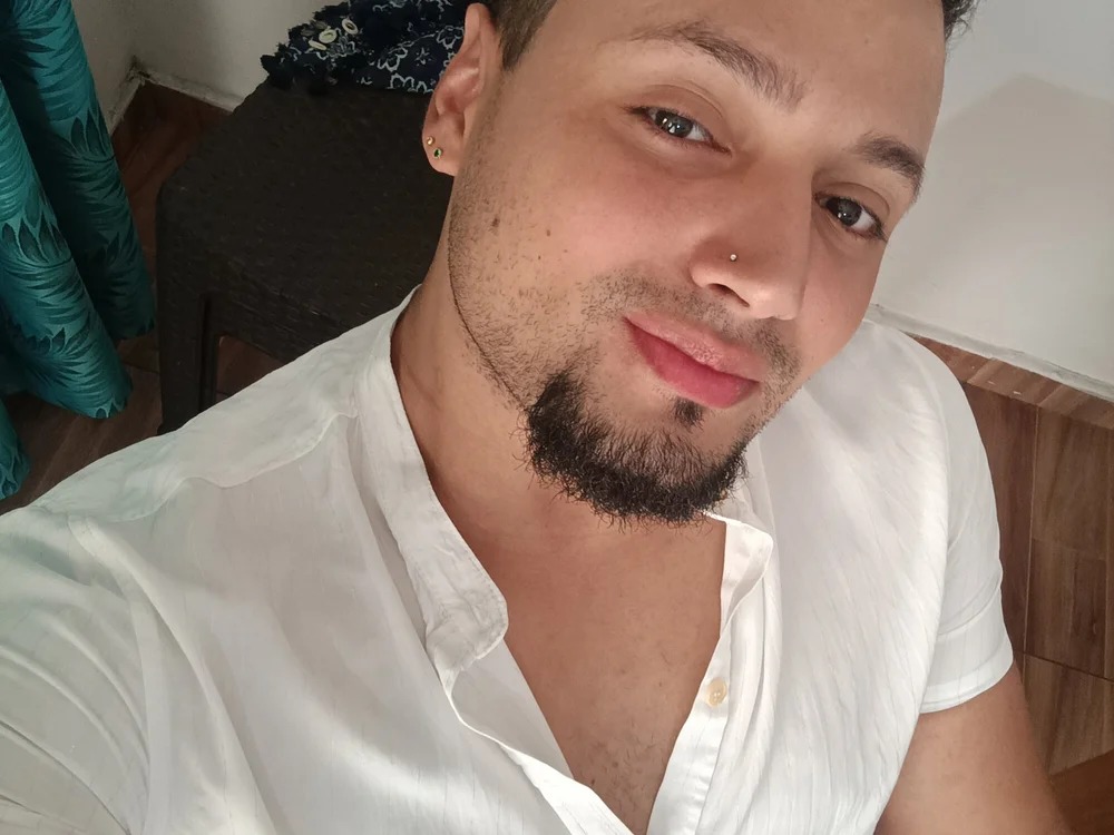 Dominicksa_ Chatroom