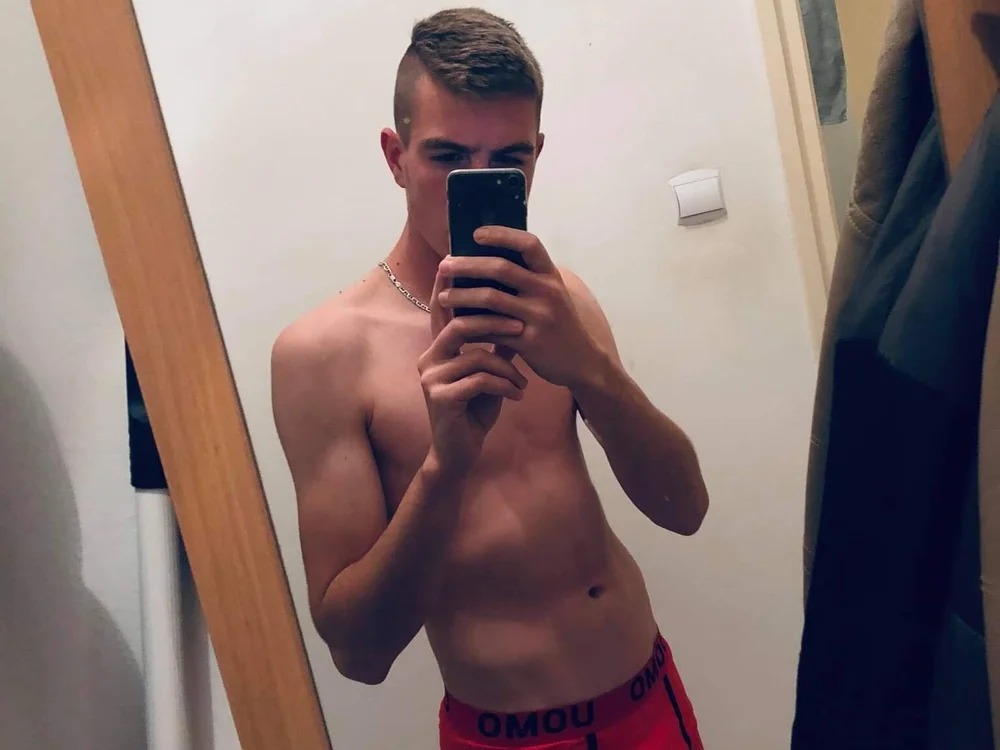 Dominik7775 Chatroom