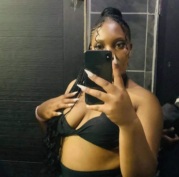 Dope_Chick Chatroom