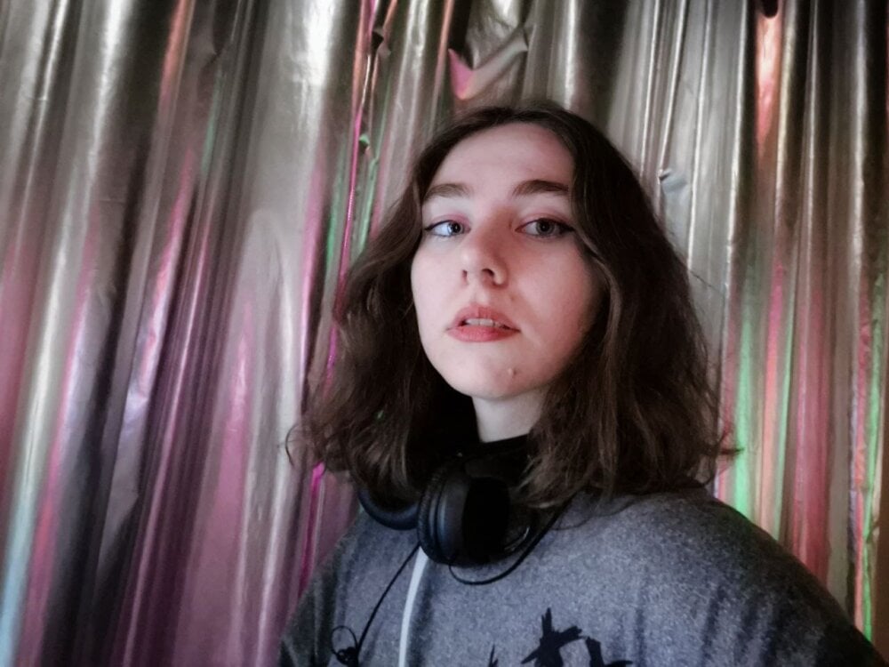 DorothySimmons Chatroom